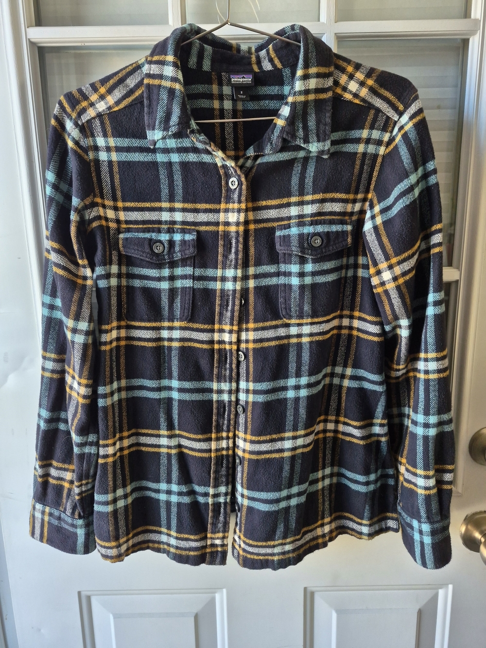 Patagonia Women's Organic Cotton Fjord Flannel Plaid Button-Up Shirt